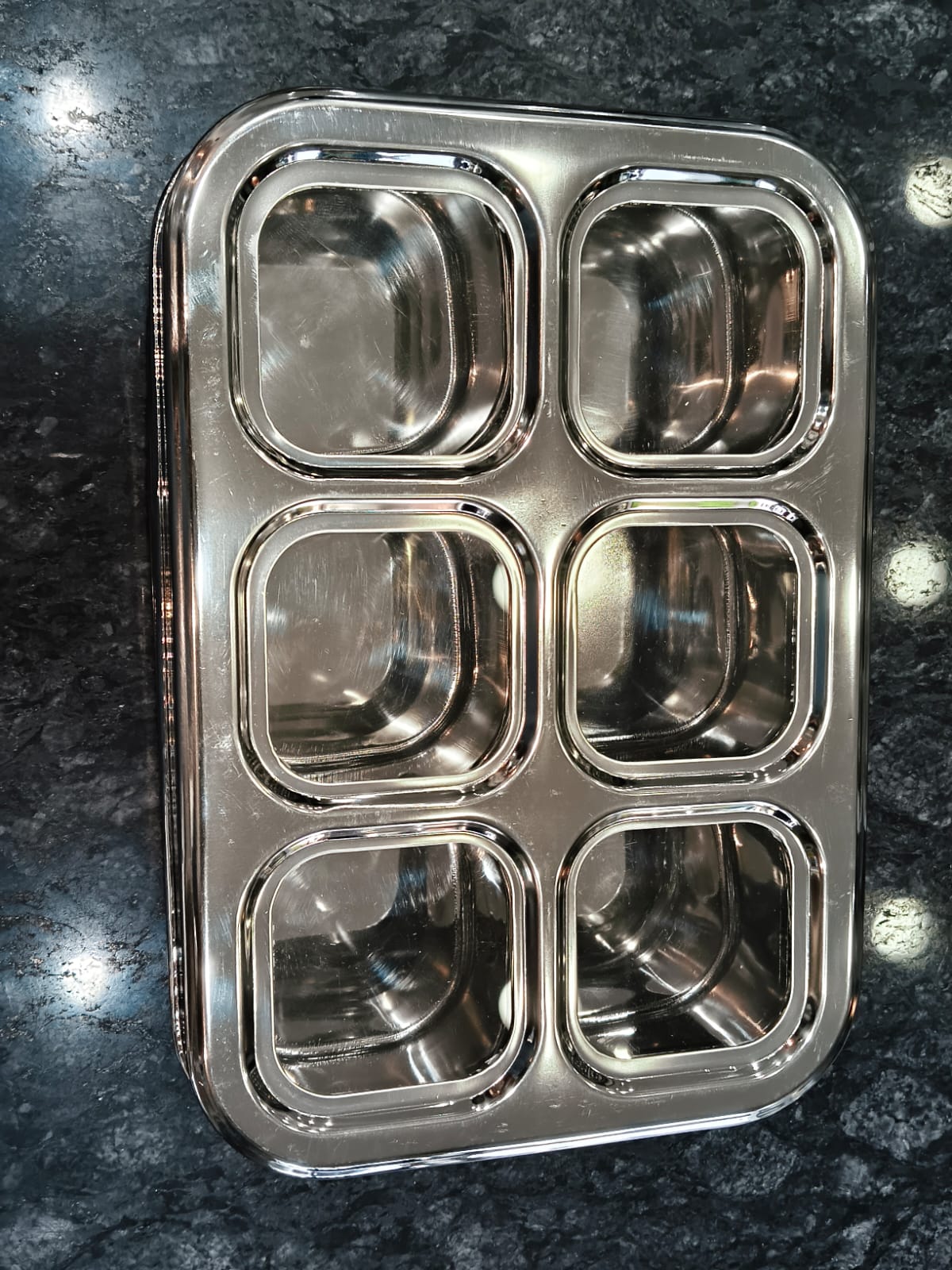 STEEL 3D 6 CONATINERS MASALA BOX