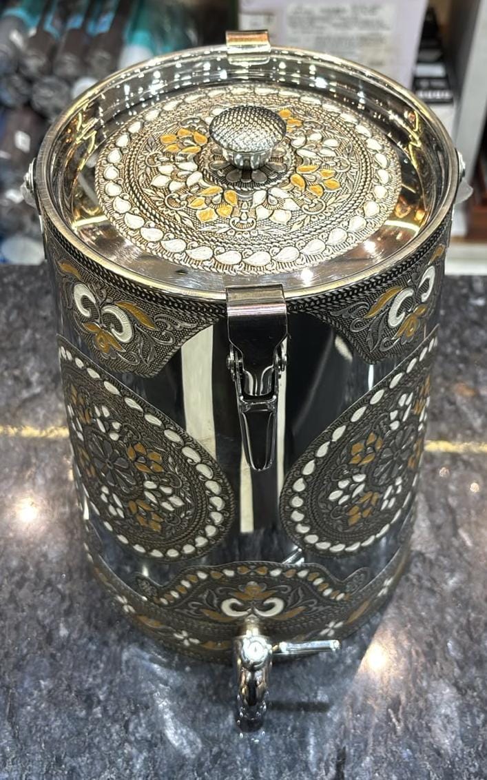 Stainless Steel Bucket Shaped Water Tank 10 Liters with Tap, Handle and Lid with Lock in Minakari Design.