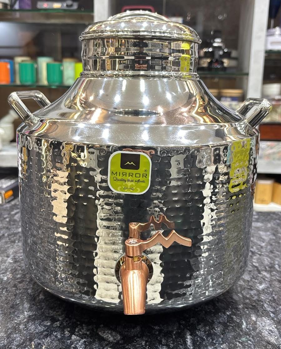 Stainless Steel Swiss Water Tank 10 Liters with Tap in Hammered Design